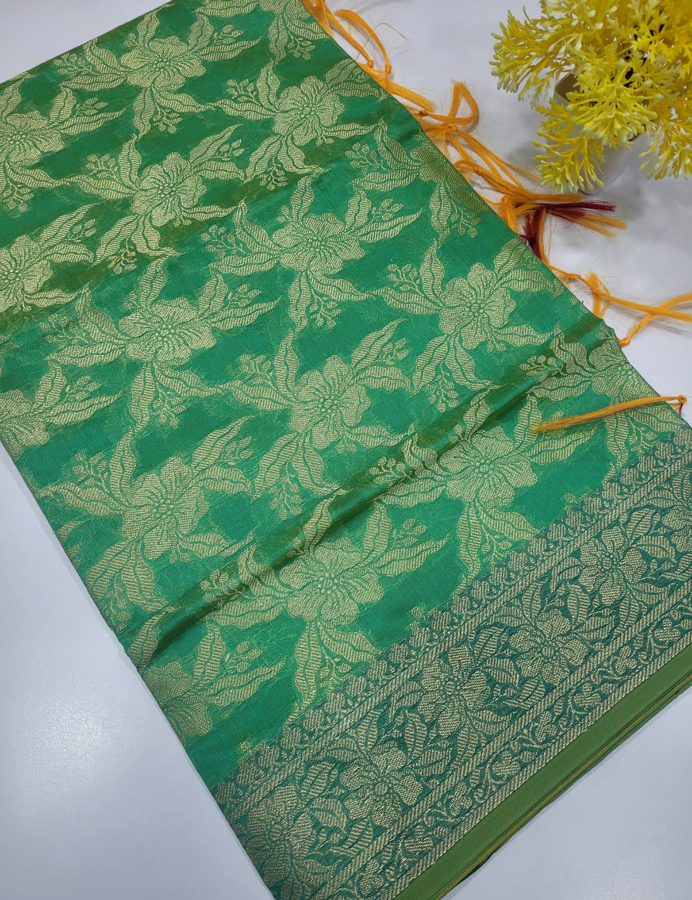 Classic Green Handloom Silk Cotton 3pc Salwar Set – Traditional Brocade Dupatta | Unstitched Fabric