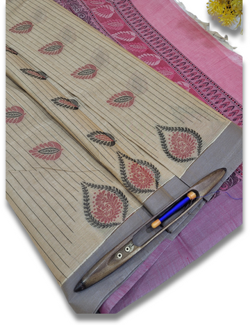 Half White Pure Cotton Saree with Grey Border, Pink Pallu & Plain Blouse