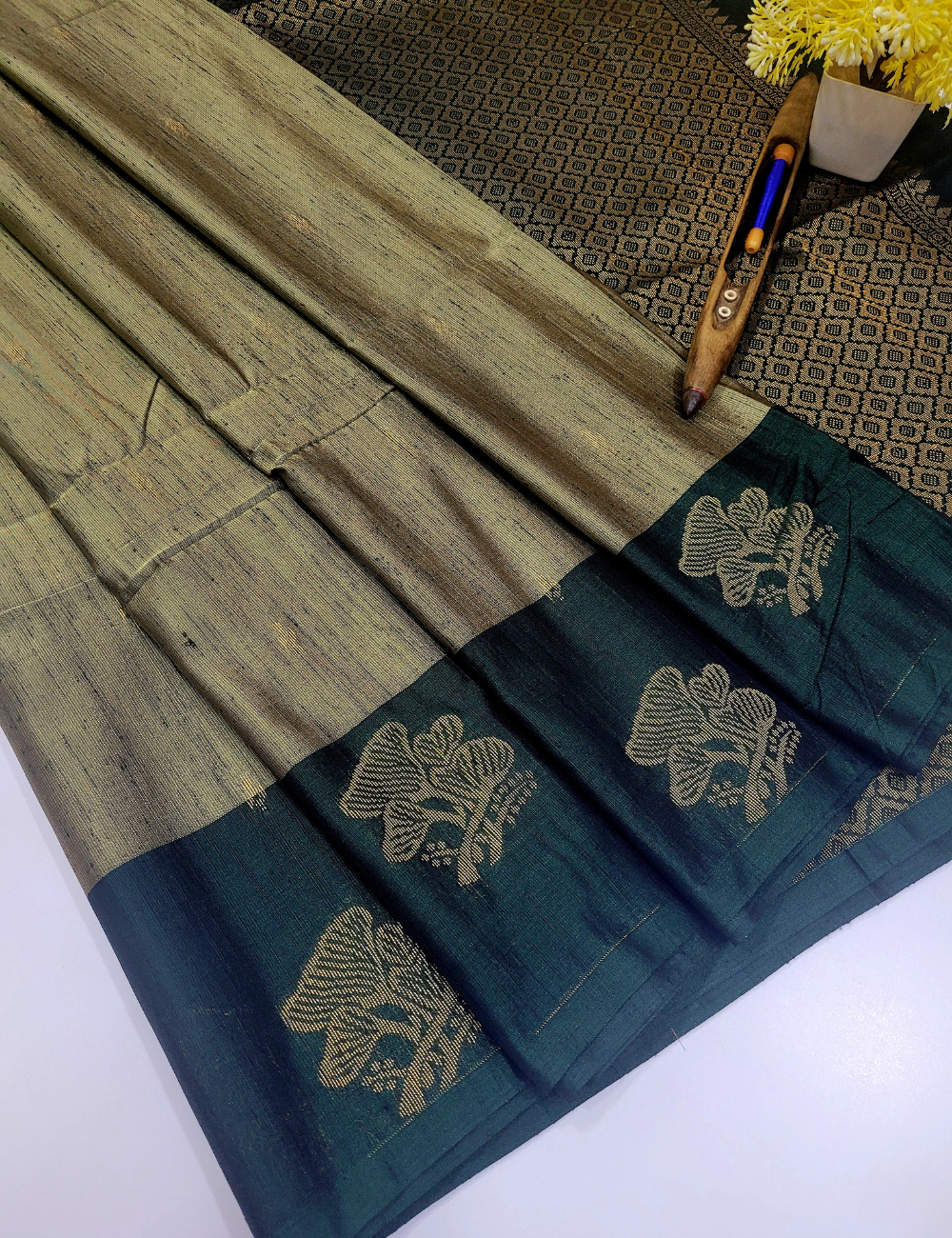 Elegant Grey with Emerald Green Border – Dubion Semi Soft Silk Saree