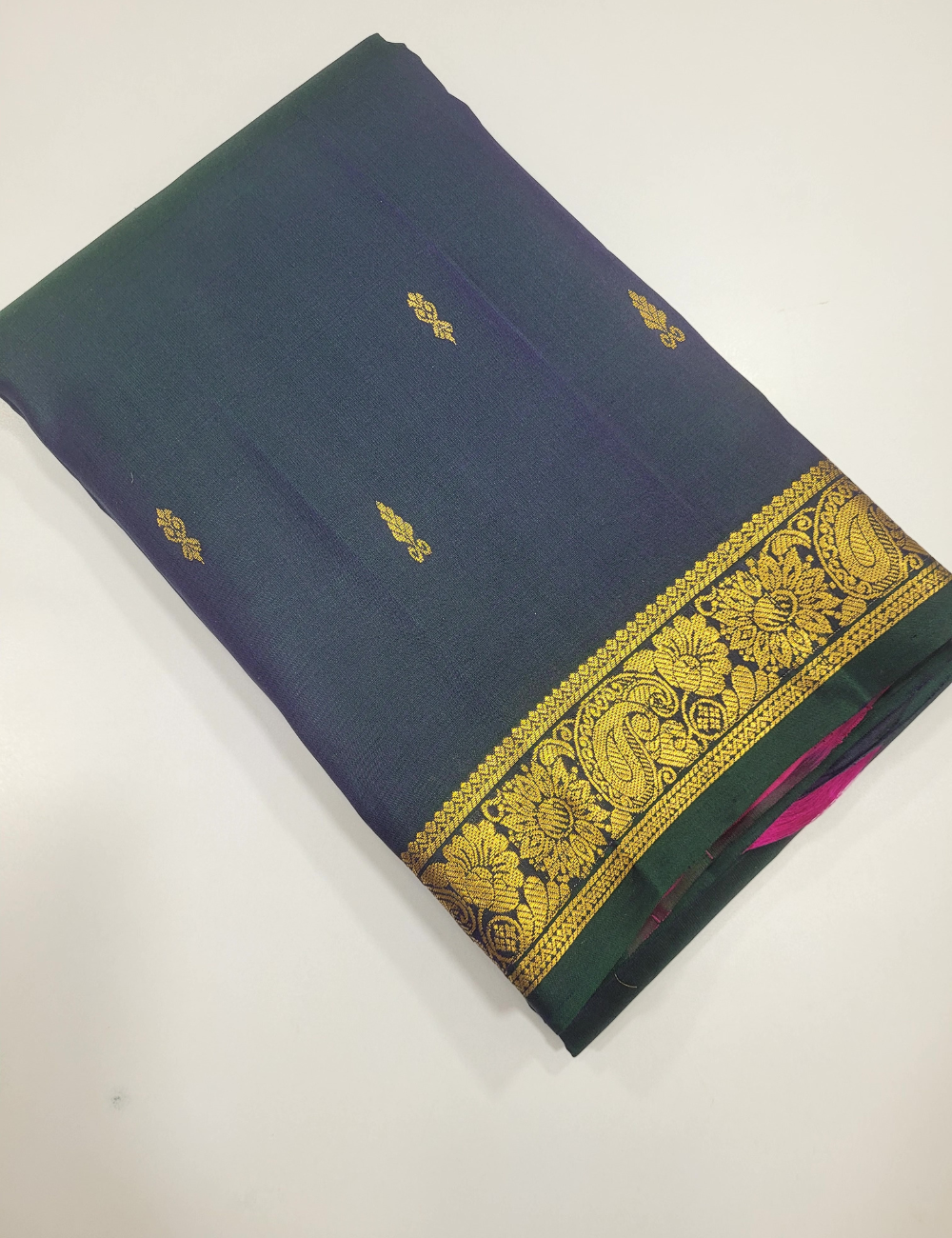 Mesmerising Blue & Green Dual Tone – Handloom Kanchipuram Pure Silk Saree