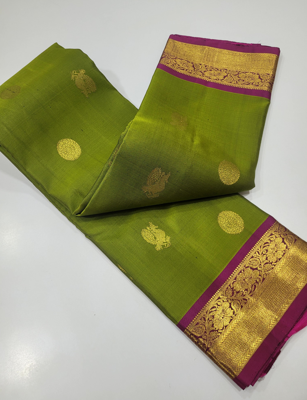 Enchanting Green with Royal Purple – Handloom Kanchi Pure Silk Saree