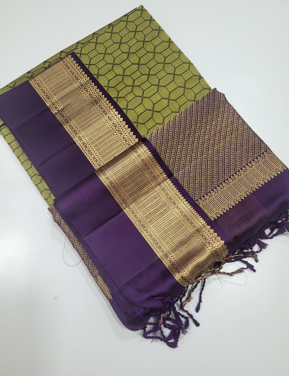Meganthi Green Floral Brocade Soft Silk Saree