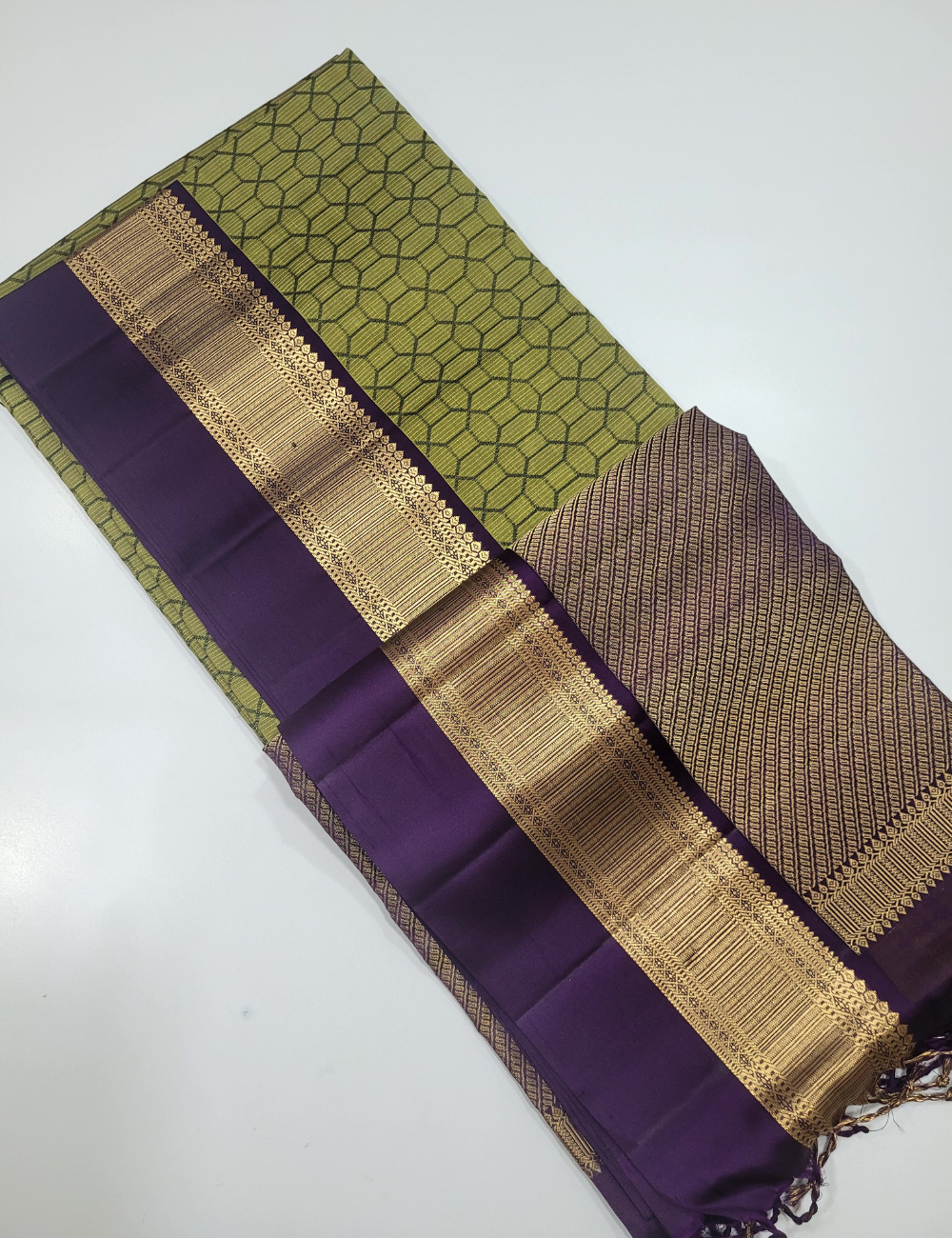 Meganthi Green Floral Brocade Soft Silk Saree