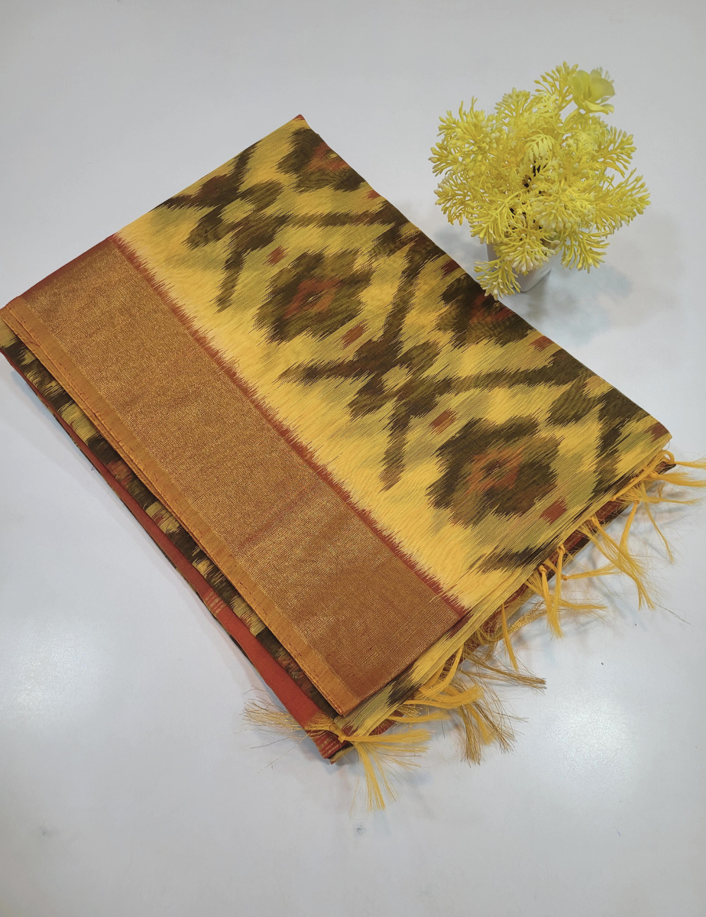 Exquisite Pochampally Ikat Handloom Semi-Silk Cotton Saree – Lemon Yellow | Traditional Tie & Dye Masterpiece
