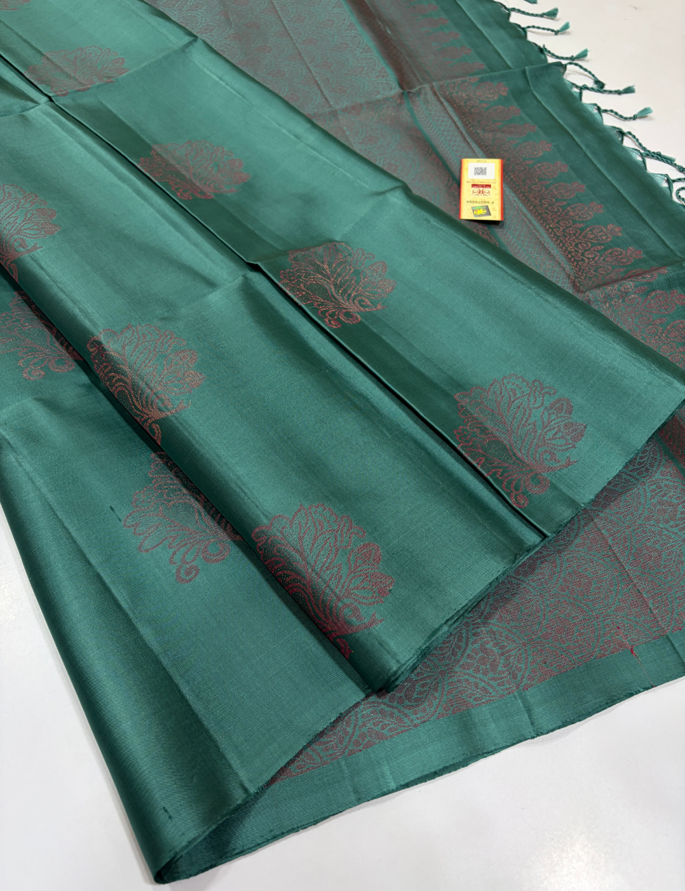 Teal Green Neam Jari Putta Weaves Handloom Pure Soft Silk Saree with Silk Mark