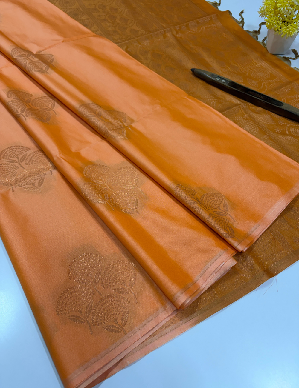 Borderless Semi Softsilk Saree in Peach with Golden Brown