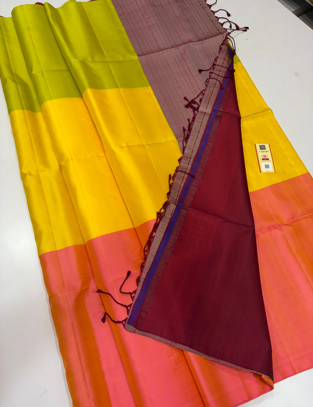 Tricolour Body Pure Soft Silk Saree with Maroon Pallu & Blouse | Elegant Borderless Designer Saree