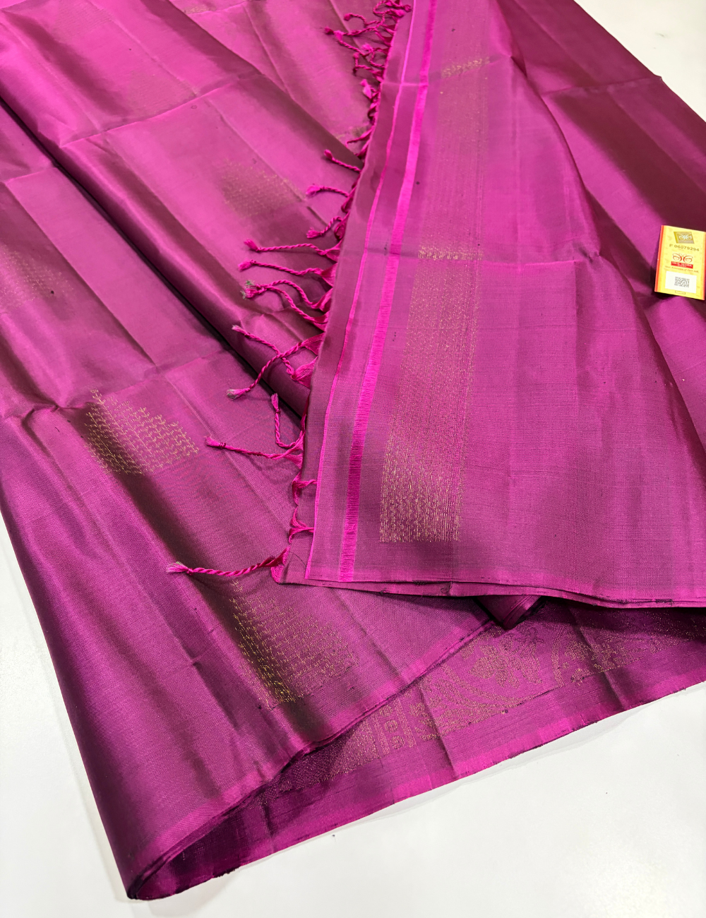 Purple Neam Jari Putta Weaves Handloom Pure Soft Silk Saree with Silk Mark