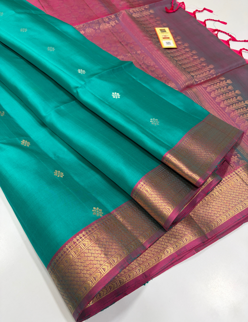 Emerald Green Dual Tone Onion Pink Pallu & Blouse Kanchi Border Handloom Pure Soft Silk Saree