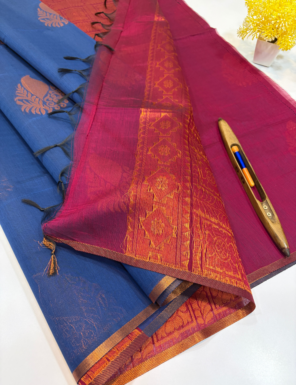 Rama Blue Semi Silk Cotton Saree with Wine Maroon Piping Border | Golden Zari Putta Weaves