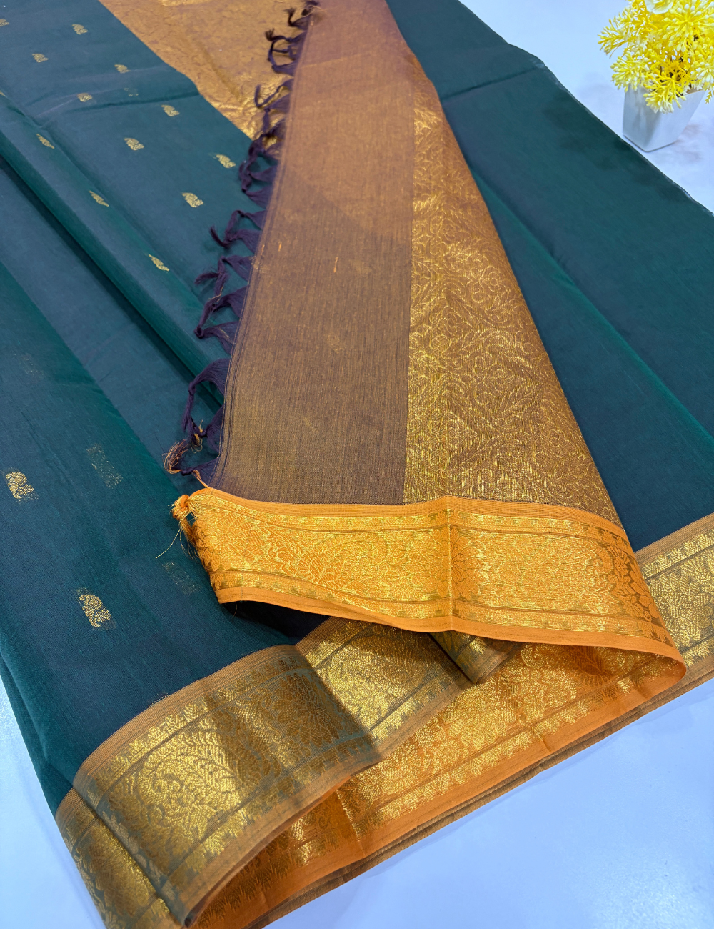 Negamam Handloom Pure Cotton Saree – Rich Bottle Green with Gold Zari