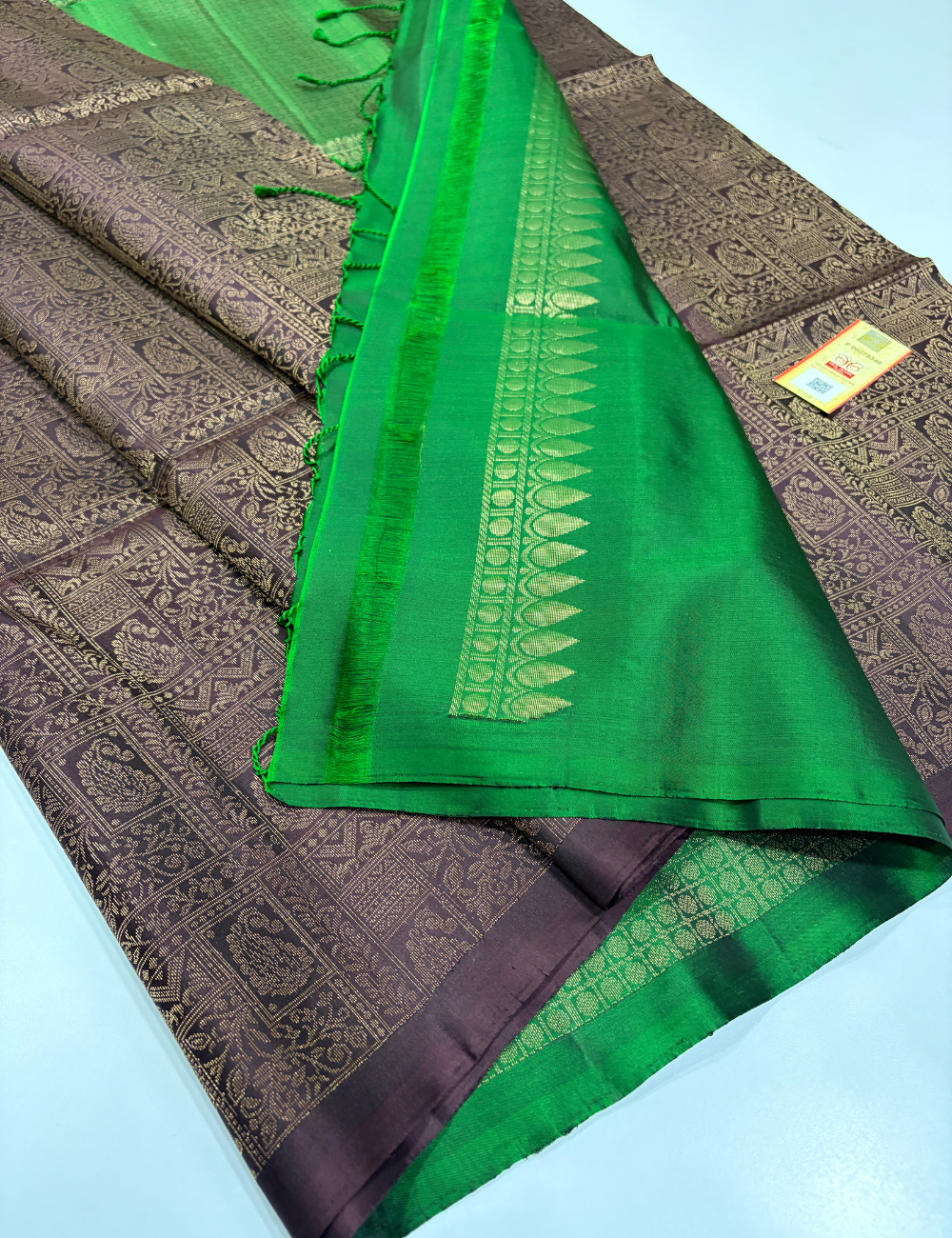 Dual Tone Plum & Coffee Brown Full Brocade Soft Silk Saree with Emerald Green Pallu
