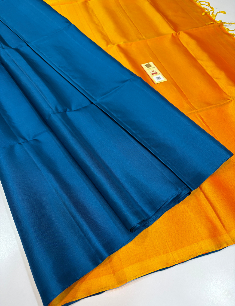 Borderless Rama Blue with Yellow Plain Handloom Pure Soft Silk Saree with Silk Mark