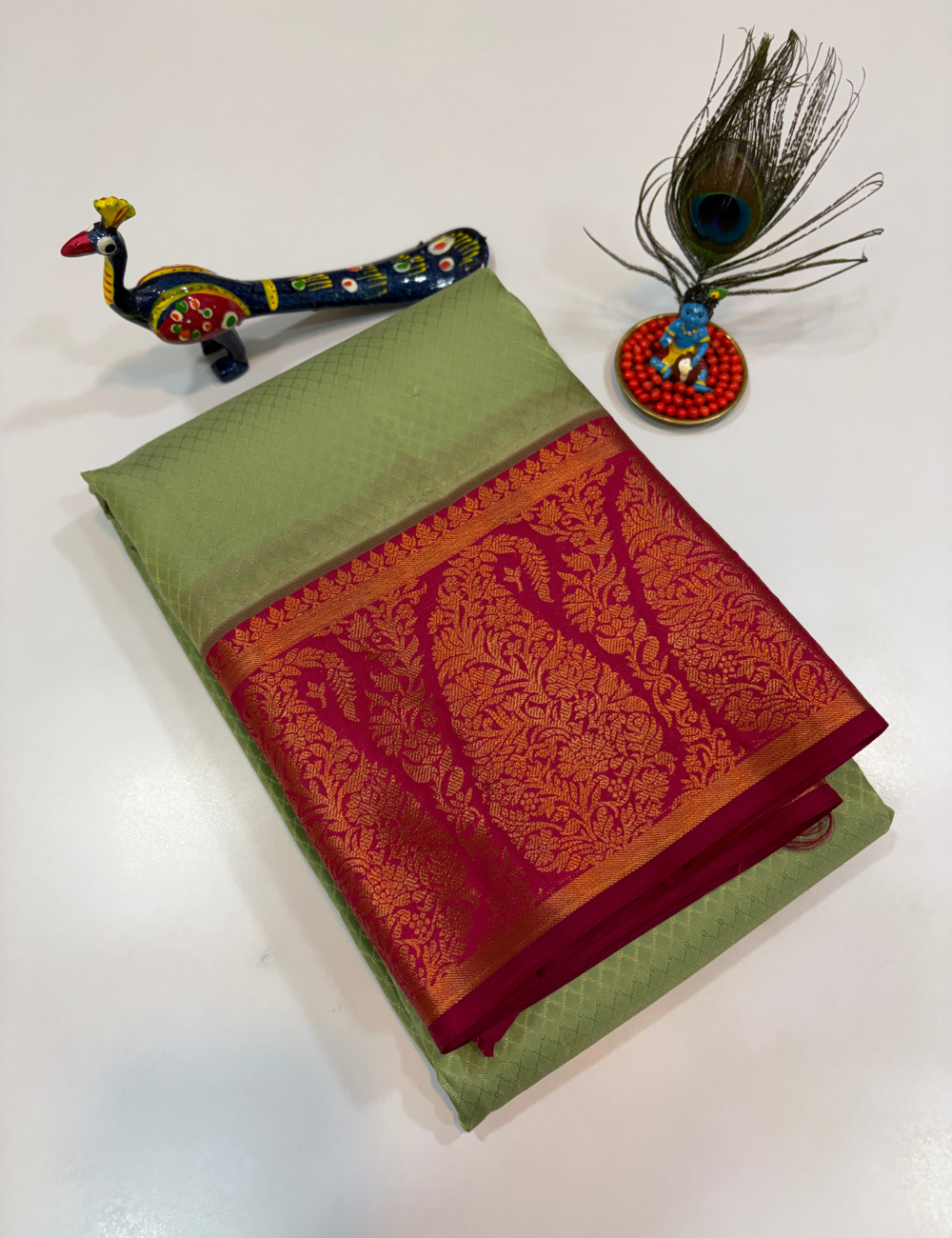 50% Pure Mix Silk Saree – Elachi Green with Magenta Pink Korvai Contrast Border | Emboss Design Body