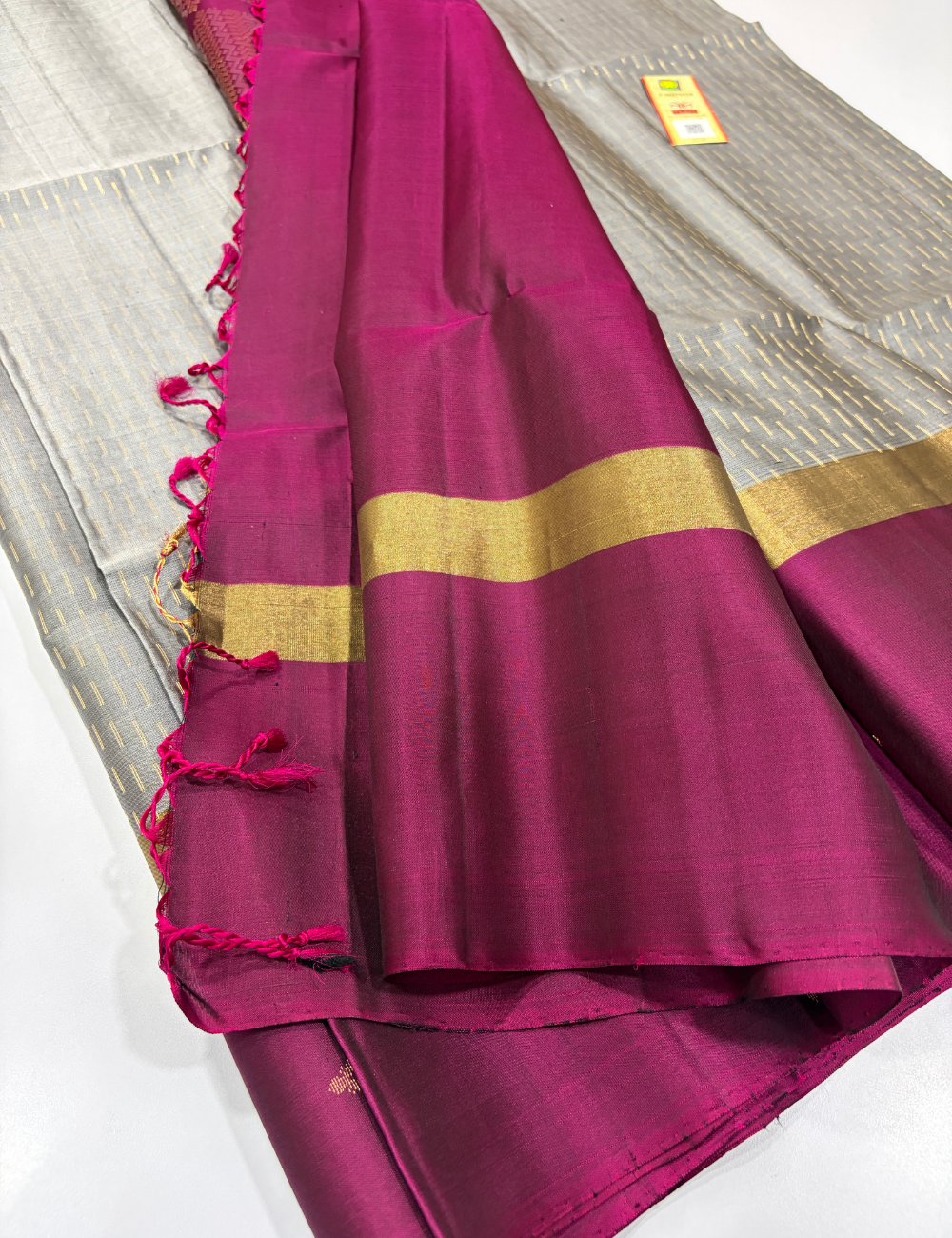 Raindrop Design Contrast Border Meena Butta Handloom Pure Soft Silk Saree – Grey & Wine