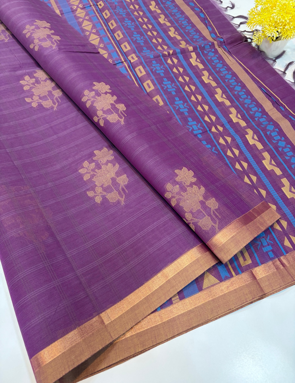 Magenta Purple Negamam Handloom Pure Cotton Saree with 100-Count Weave & Contrast Piping Border