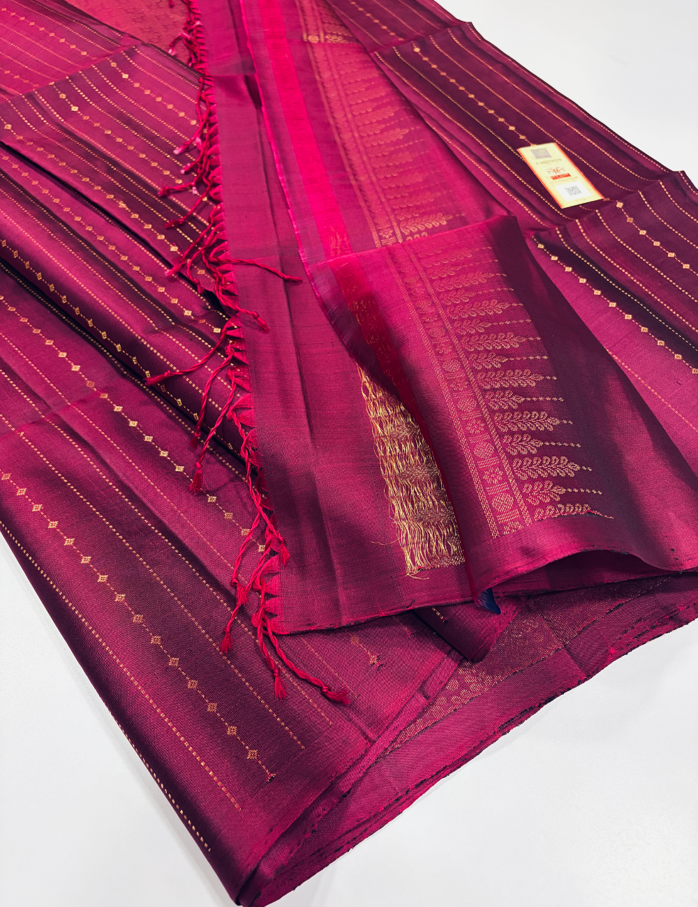 Wine Colour SilkMark Certified Handloom Pure Soft Silk Saree – Monotone Vairaoosi Design