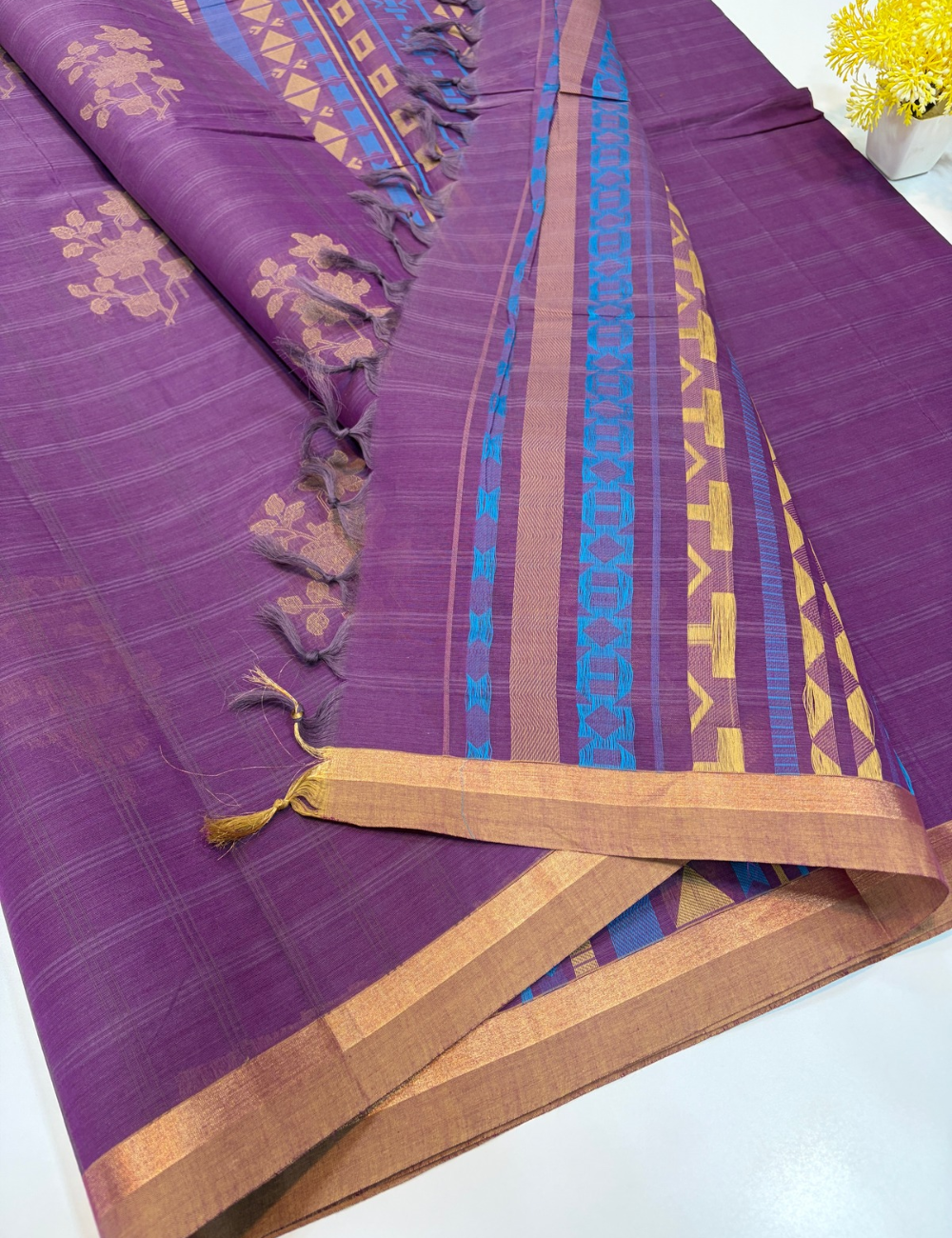 Magenta Purple Negamam Handloom Pure Cotton Saree with 100-Count Weave & Contrast Piping Border