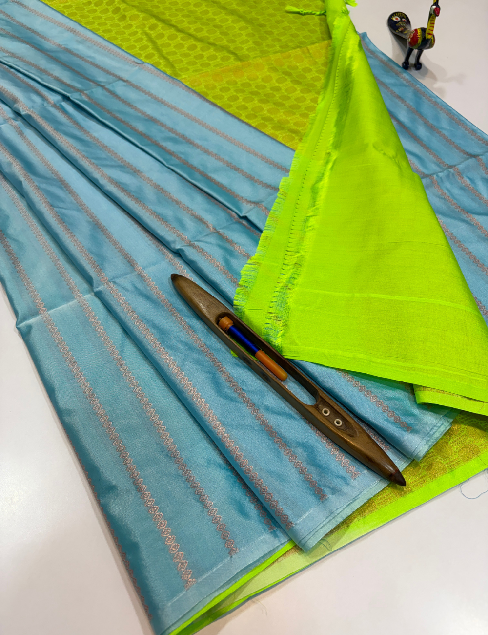 Royal Soft Cotton Handloom Saree – Aqua Blue with Royal Lime Green Pallu & Blouse