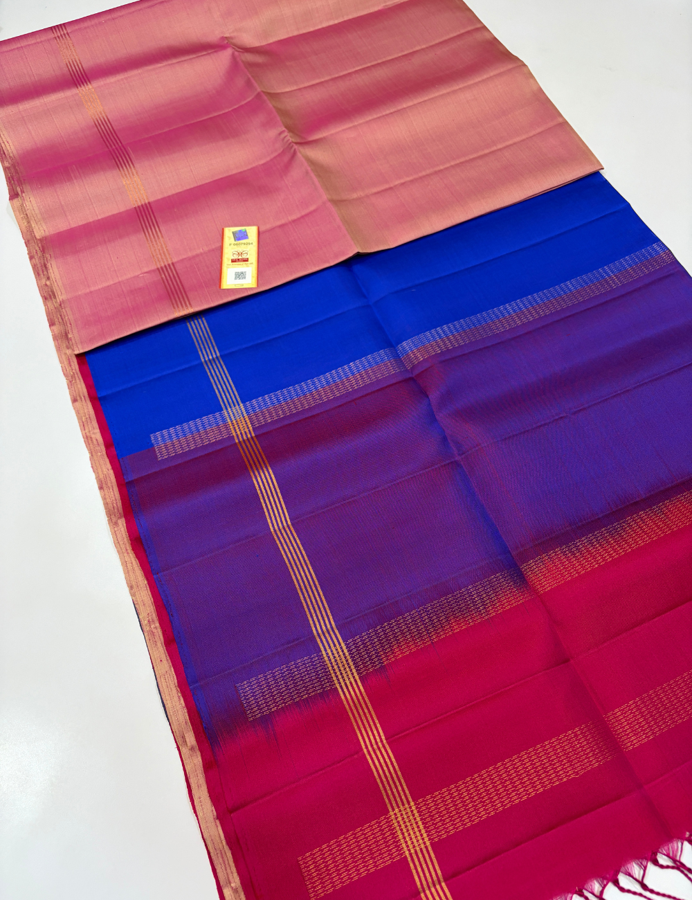 Mubbagam Pallu Handloom Pure Soft Silk Saree with Silk Mark | Pink Body with Royal Blue & Magenta Pallu and Rani Pink Piping Border
