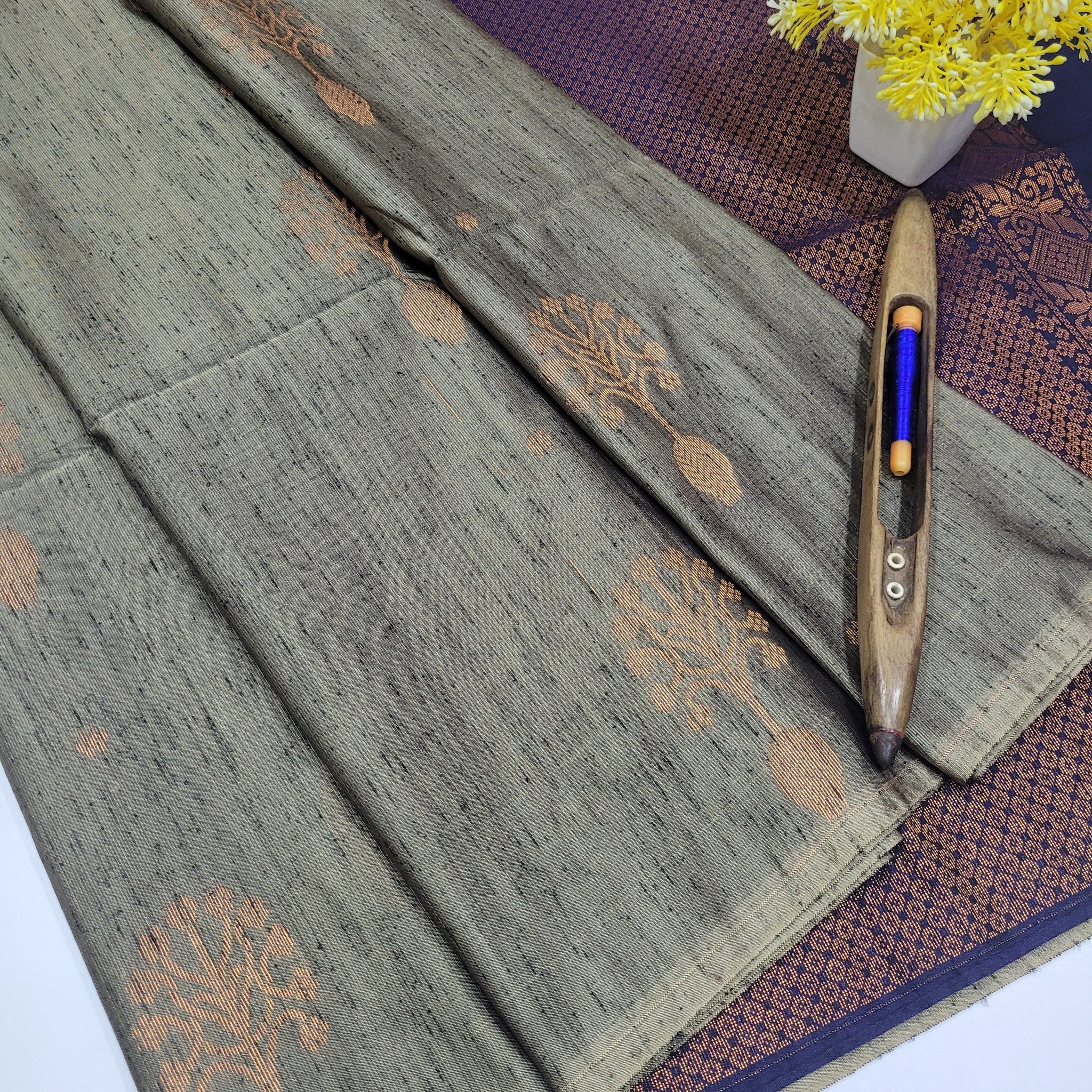 Grey colour borderless Dubion Semi Softsilk