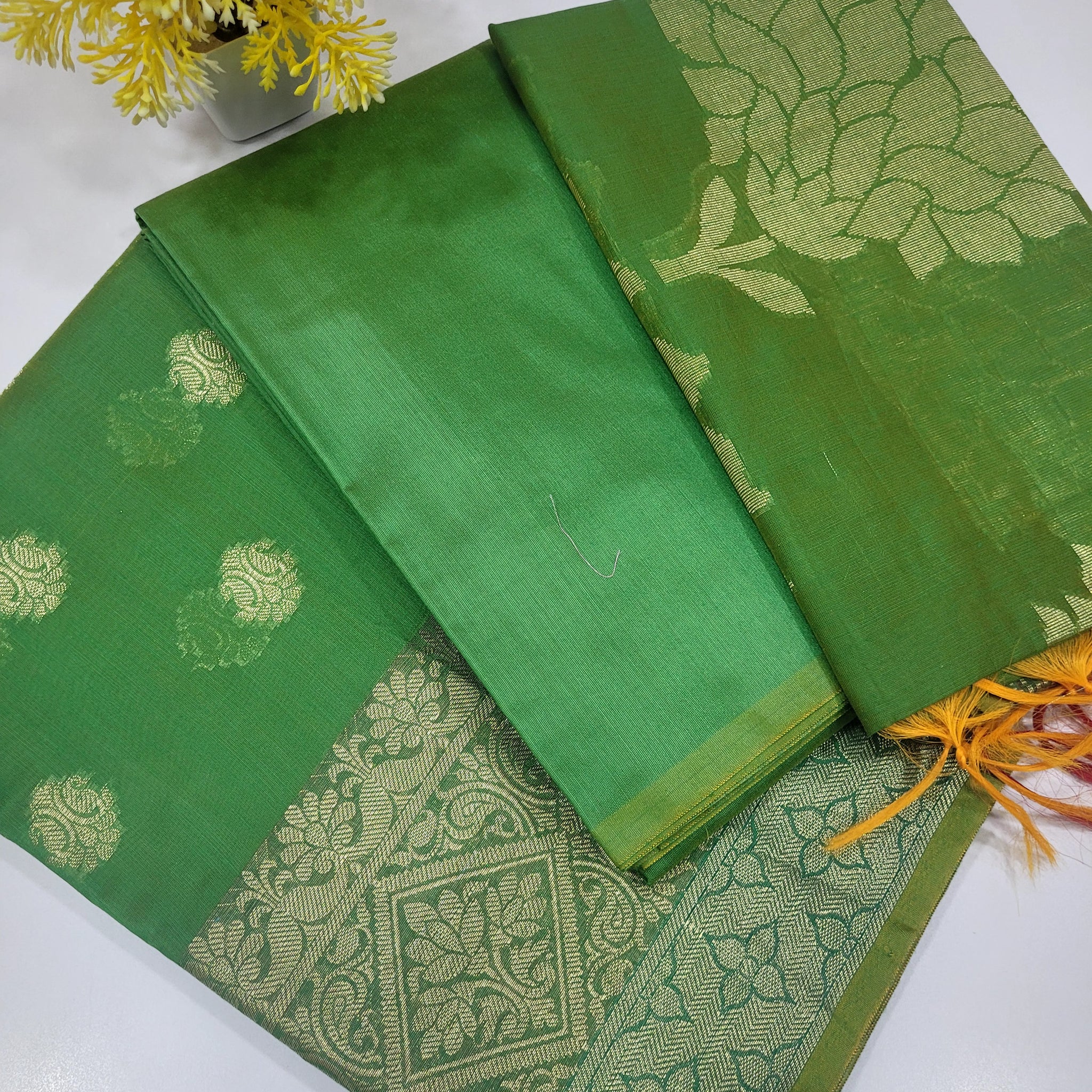 Green Handloom Silk Cotton Unstitched Salwar Set with Traditional Border & Brocade Shawl – 3PC Function Wear