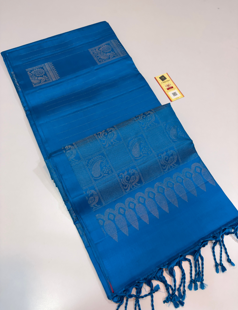 Borderless Anantha Blue Golden Jari Putta Handloom Pure Soft Silk Saree with Silk Mark