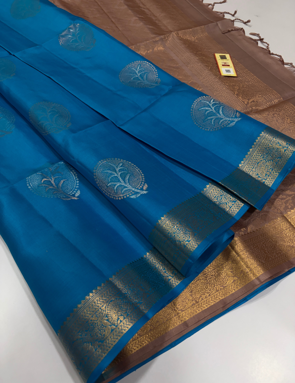 Handloom Anantha Blue Soft Silk Saree with Kanchi Border & Silk Mark | Dual Tone Chocolate Pastel Brown Pallu