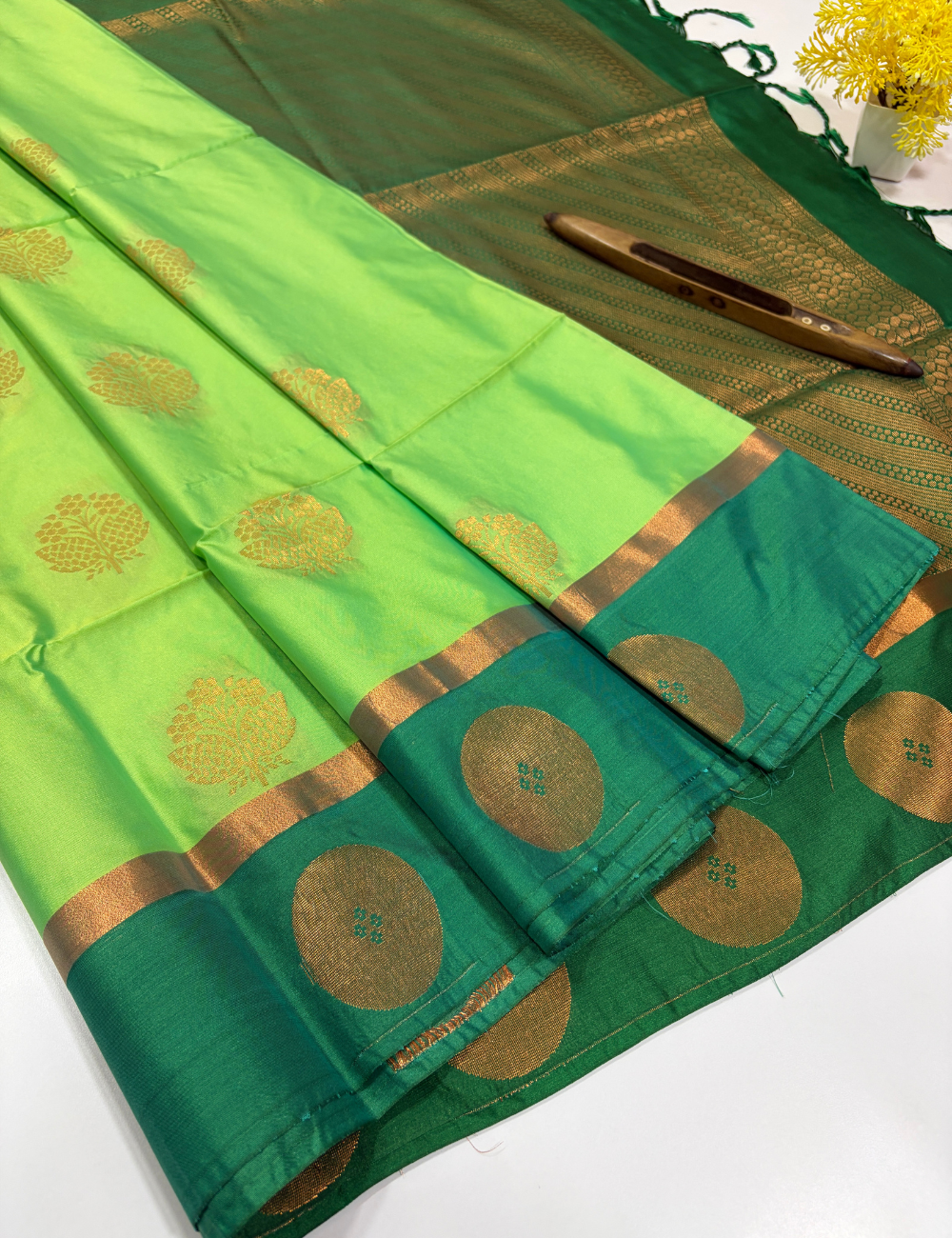 Semi Softsilk Saree in Parrot Green with Leaf Green Contrast Border