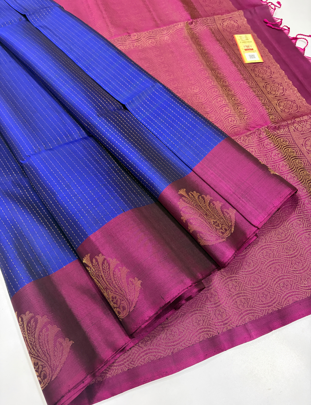 Royal Blue & Magenta Contrast Vairaoosi Stripes Handloom Pure Soft Silk Saree