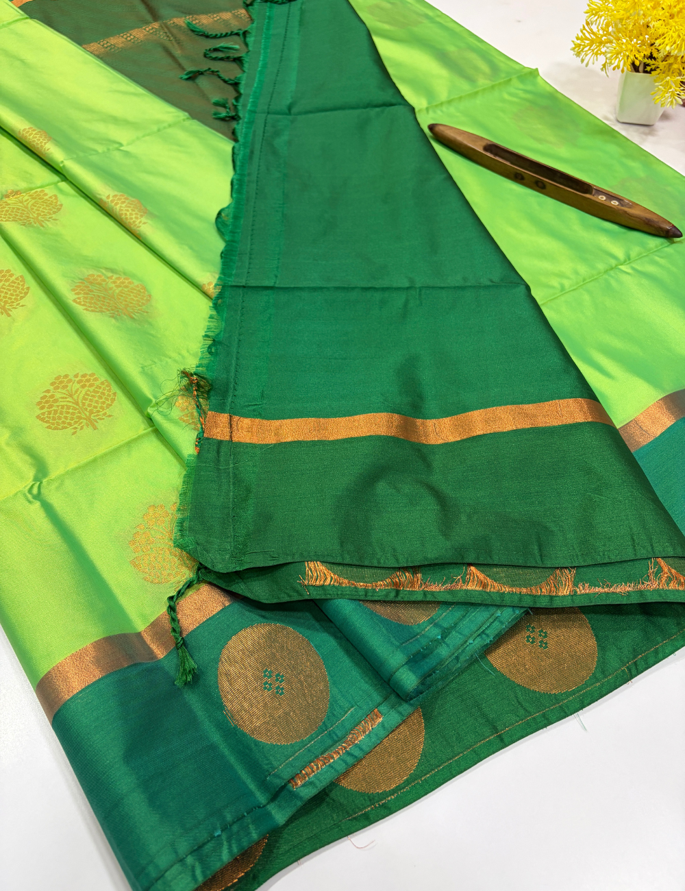 Semi Softsilk Saree in Parrot Green with Leaf Green Contrast Border