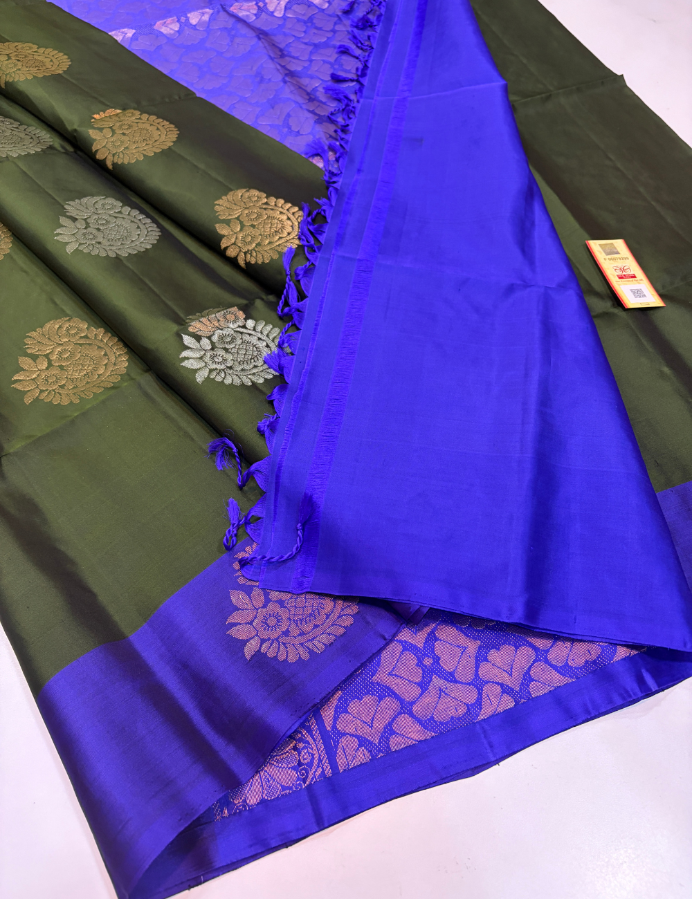 Bottle Green Handloom Pure Soft Silk Saree with Royal Blue Contrast Border, Gold & Silver Zari Putta Weaves | Silk Mark Certified