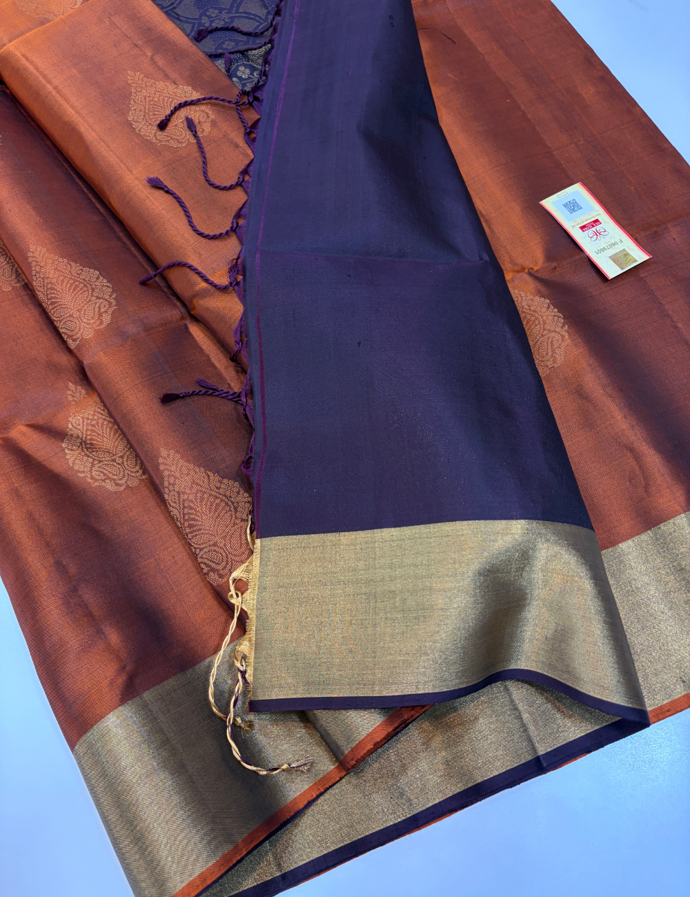 Copper Brown Pure Softsilk Handloom Saree with Antique Gold Zari Border & Navy Blue Contrast Pallu