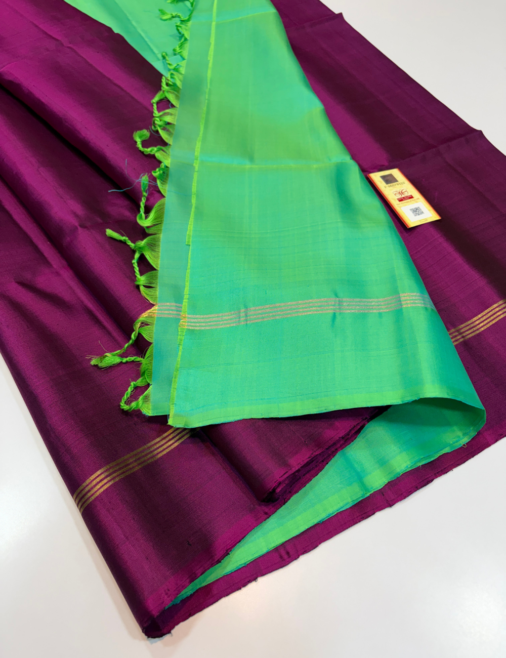 Handloom Pure Soft Silk Saree with Silk Mark | Purple with Radium Green Contrast | Plain Body | Contrast Pallu & Blouse