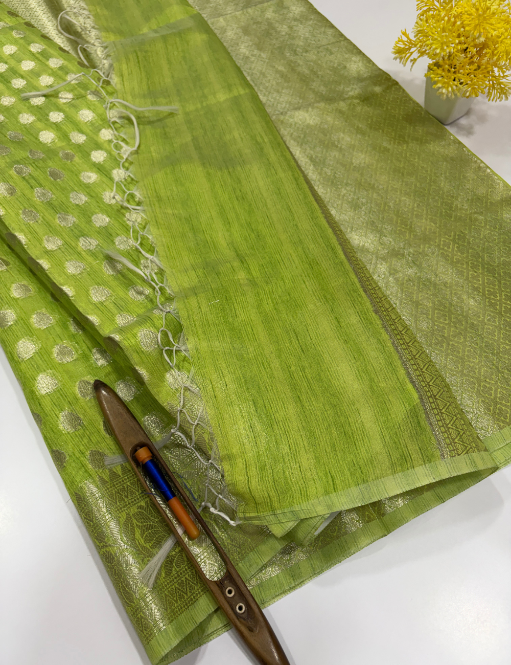 Parrot Green Matka Silk Cotton Saree with Full Zari Weaving | Rich Zari Border | Brocade Blouse