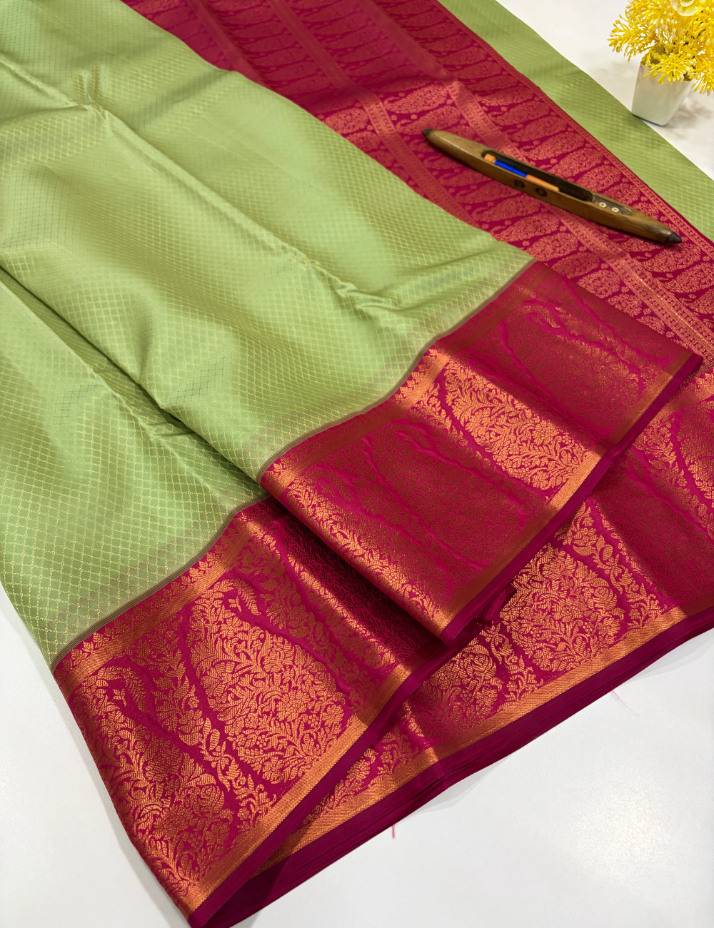 Elachi Green 50% Pure Mix Kanchi Silk Saree with Fancy Kanchi Border | Rani Pink Pallu & Blouse