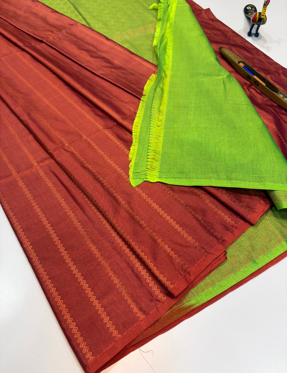 Royal Soft Cotton Handloom Saree – Rust Red with Neon Lime Green Pallu & Blouse