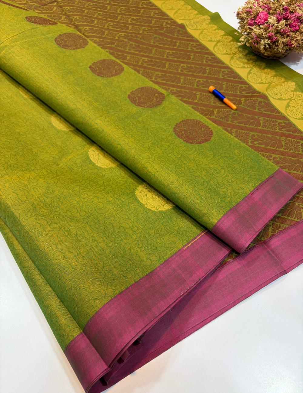 Negamam 80s Count Pure Cotton Saree in Radium Green with Contrast Border | Without Jari | Self Colour Pallu | Plain Blouse