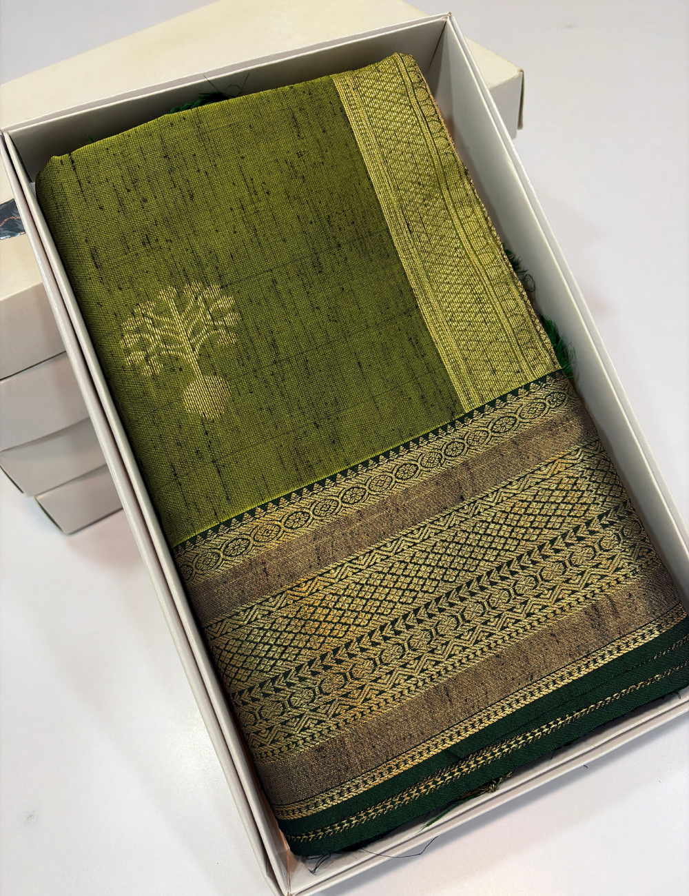 Magenta Green with Bottle Green Pallu & Blouse Kanchi Border Dubion Semi Silk Saree – Handloom