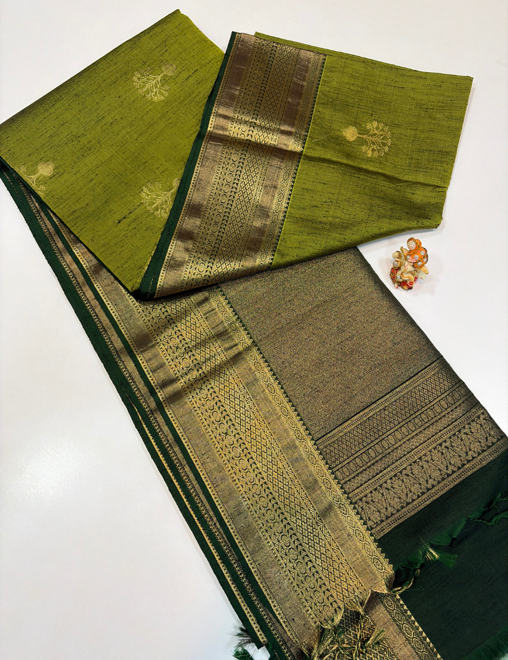 Magenta Green with Bottle Green Pallu & Blouse Kanchi Border Dubion Semi Silk Saree – Handloom