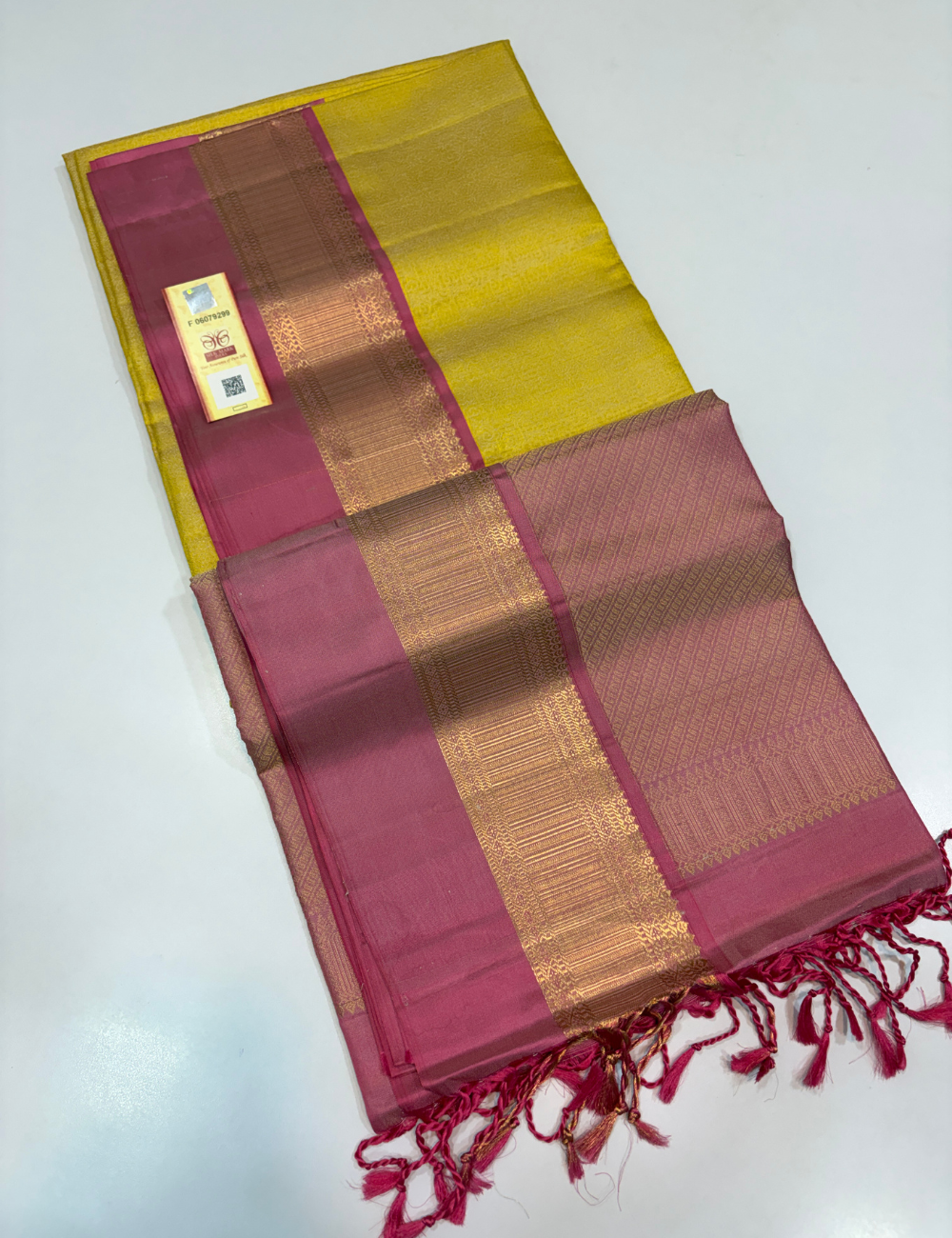 Pale Yellow Full Brocade Handloom Pure Soft Silk Saree with Baby Pink Contrast Kanchi Border | Silk Mark Certified