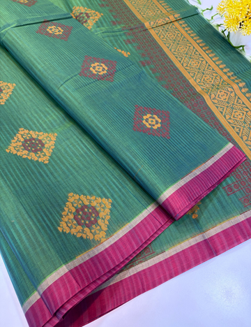Sea Green Handloom Pure cotton Saree with Dusky Pink Contrast Border & Intricate Thread Weaves