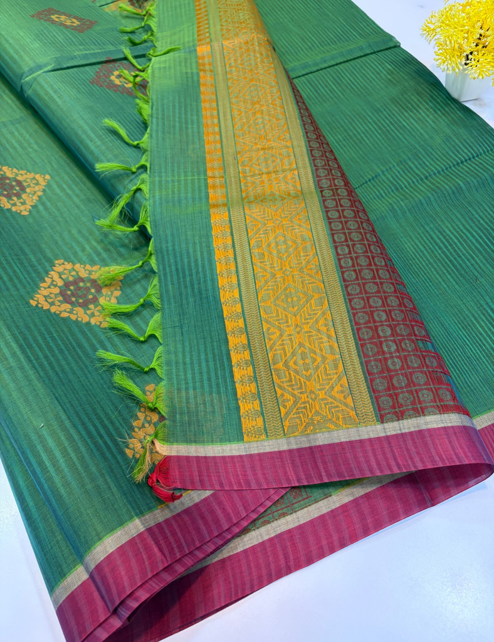 Sea Green Handloom Pure cotton Saree with Dusky Pink Contrast Border & Intricate Thread Weaves