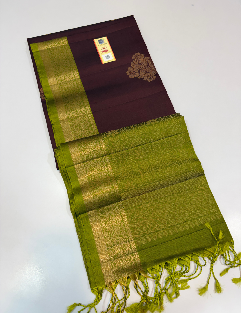 Deep Wine & Lime Green Kanchi Border Handloom Pure Softsilk Saree