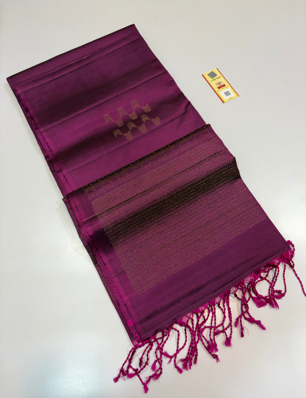 Borderless Purple Neam Jari Putta Weaves Handloom Pure Soft Silk Saree with Silk Mark