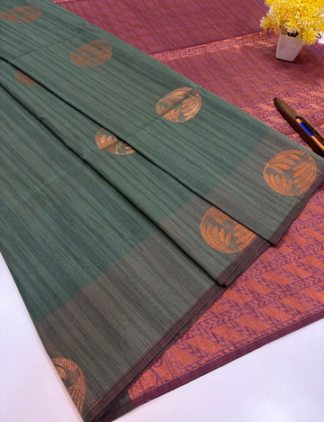 Grey Soft Silk Saree with Onion Pink Pallu | Elegant Festive & Traditional Wear