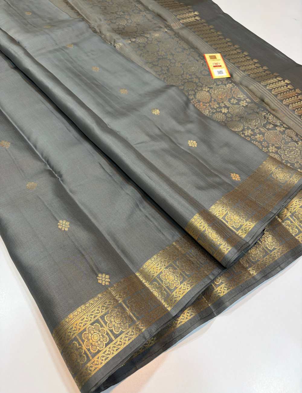 Pastel Grey Handloom Pure Soft Silk Saree with Silk Mark | Self Colour Kanchi Border with Gold Zari Buttas