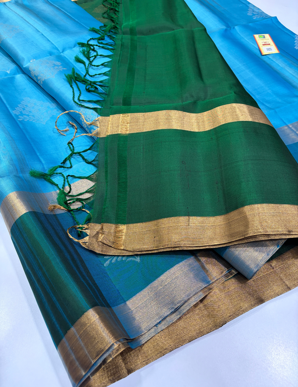 Tie & Dye Contrast Rettapet Border Meena Butta Handloom Pure Soft Silk Saree – Anantha Blue & Green