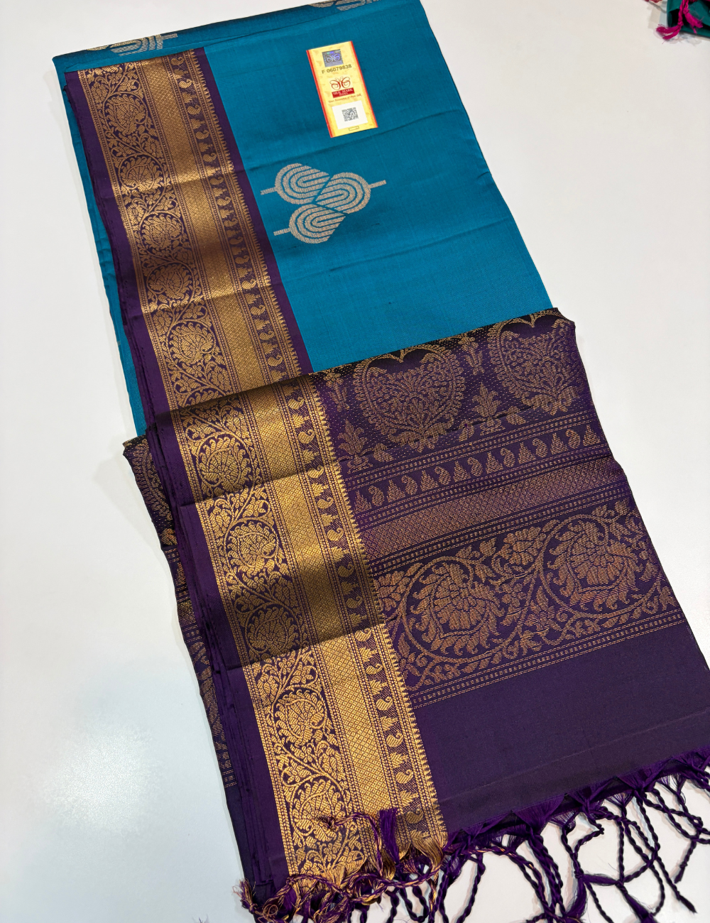 Peacock Blue & Royal Purple Kanchi Border Handloom Pure Softsilk Saree