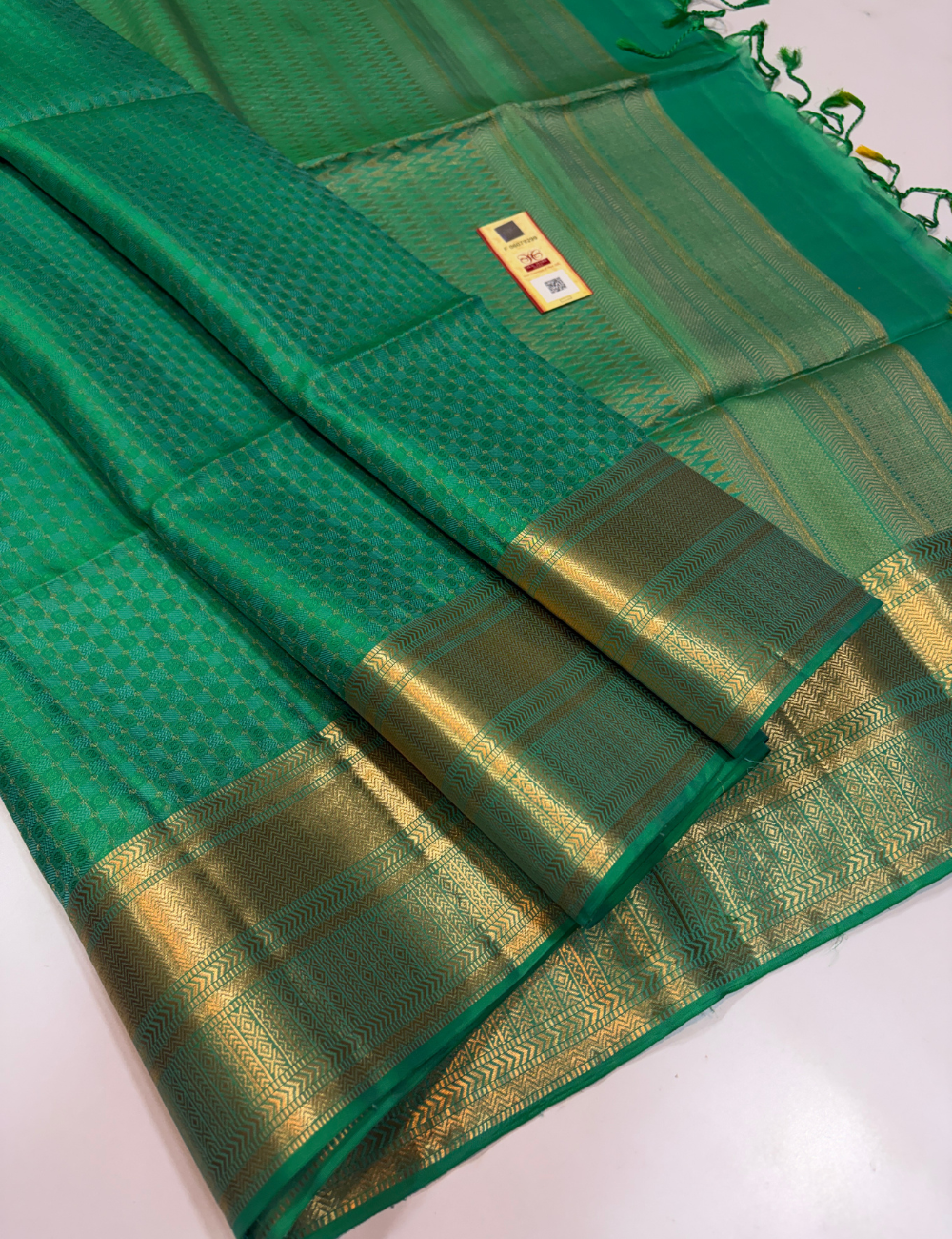 Emerald Green Full Brocade Handloom Pure Soft Silk Saree with Kanchi Border | Silk Mark Certified